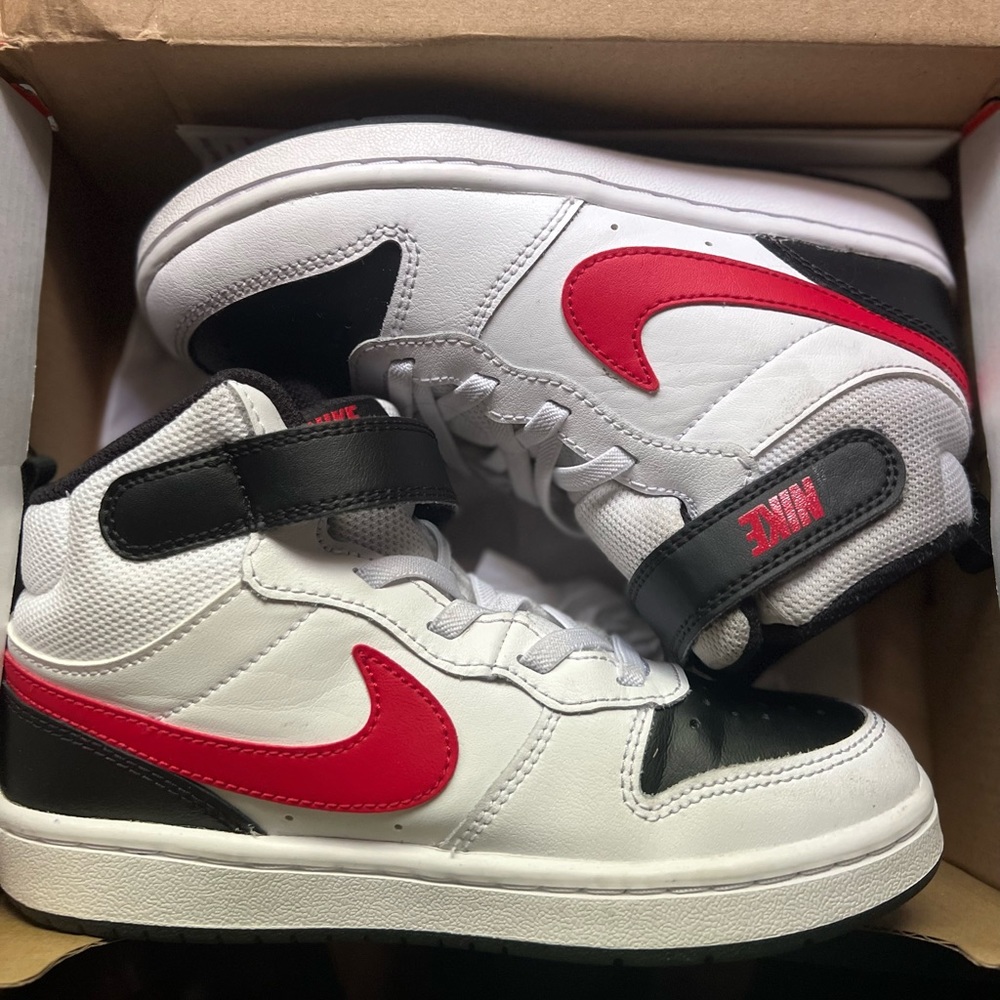 Nike Boys Sneaker 👟✔️